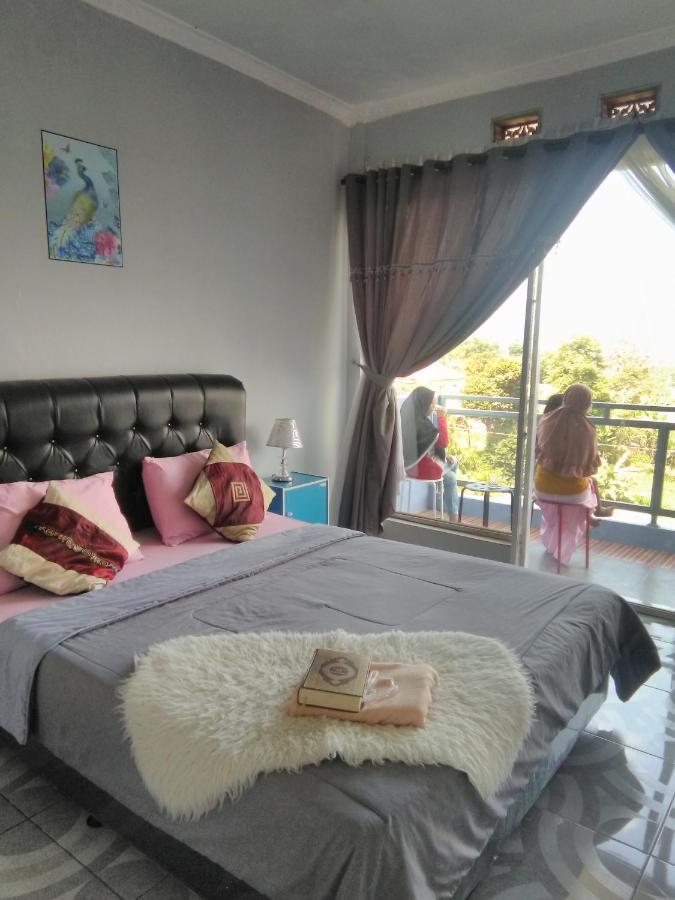Syariah Runia Villa レムバン エクステリア 写真